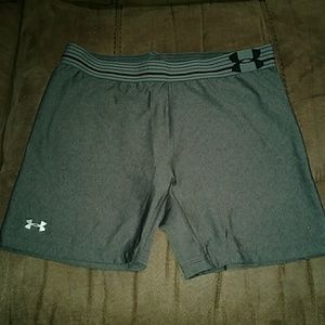 Under Armour bike shorts compression medium length